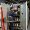 APC Assembly Service - Installation (für 1 Lithium-Ionen-Batteriefach mit (1) Batteriemodul) - 8x5 - für P / N: LIBSESMG13IEC, LIBSESMG13UL, LIBSESMG16IEC, LIBSESMG16UL, LIBSESMG17IEC, LIBSESMG17UL